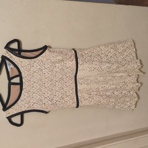 Speechless lace black trim and white dress size 7